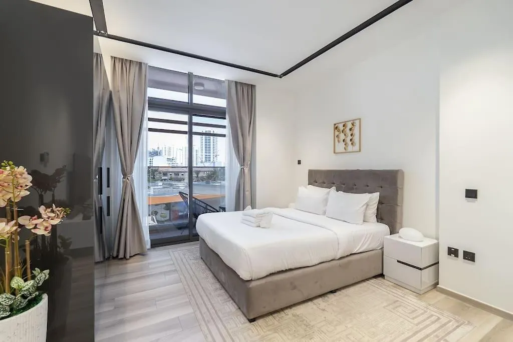 Czechin Properties New Listing Stylish Studio Modern Comforts Dubaj 0*,