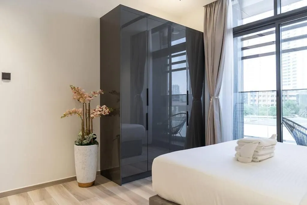 Czechin Properties New Listing Stylish Studio Modern Comforts Dubaj 0*,